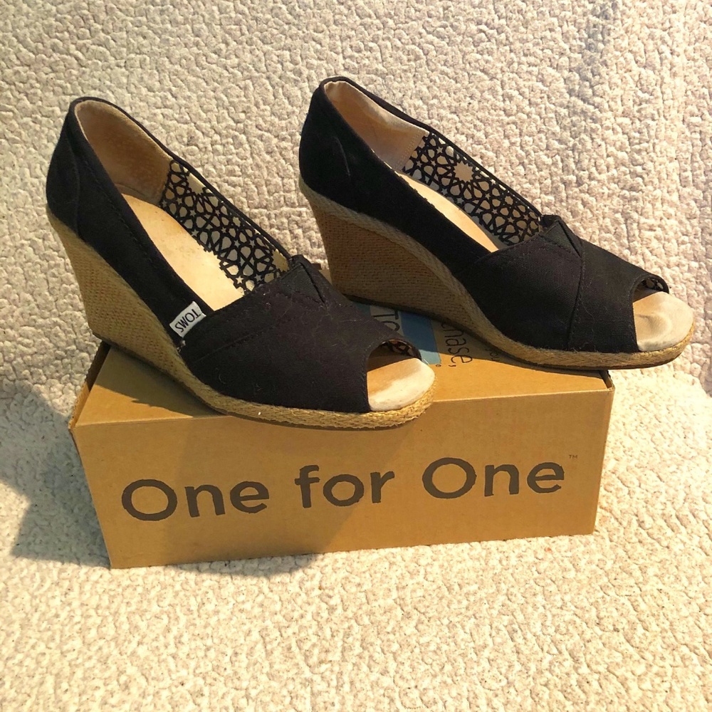 Toms Black Canvas Wedge